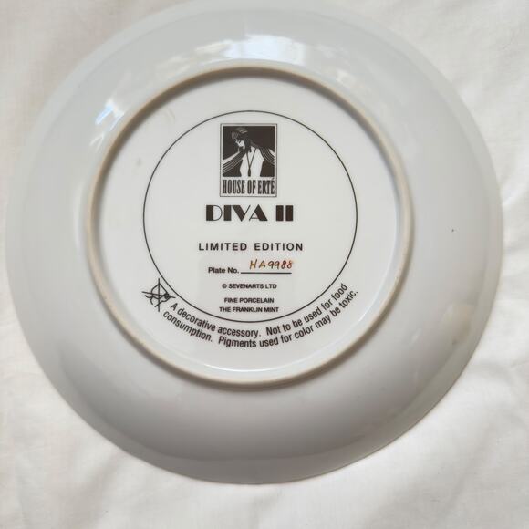 House of Erte Art Deco Seven Arts set of 6 Gilded Plates Franklin Vintage 1990s - Picture 12 of 16